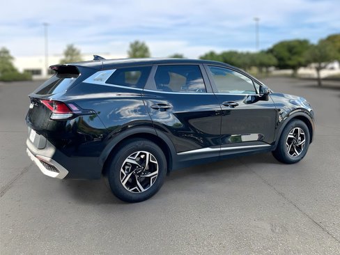 Certified 2024 Kia Sportage LX image 5
