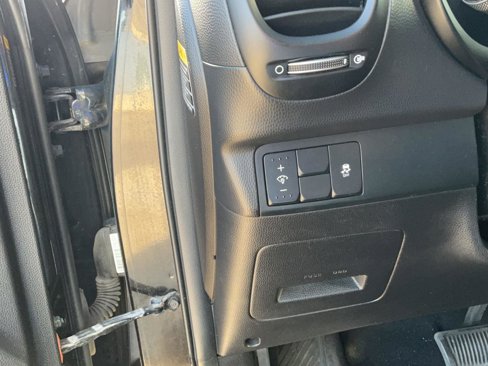 Used 2014 Kia Soul image 12