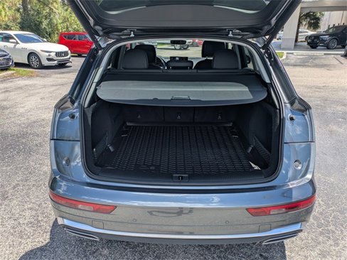 Used 2022 Audi Q5 2.0T Premium w/ Convenience Package image 10