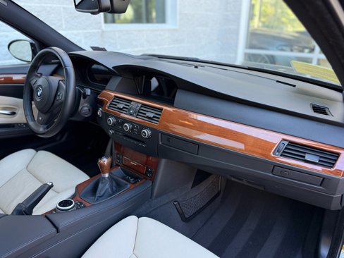 Used 2008 BMW 535xi Wagon image 48