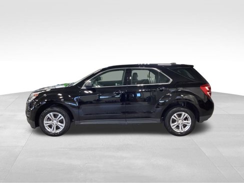 Used 2017 Chevrolet Equinox LS image 9