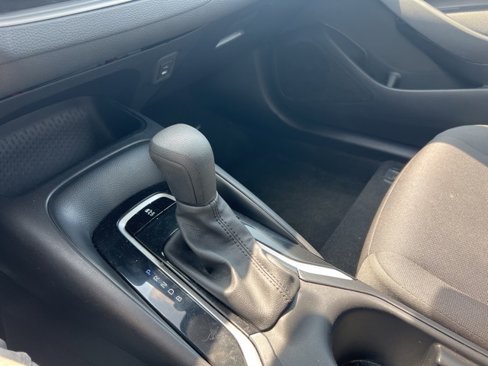 Used 2024 Toyota Corolla LE image 32