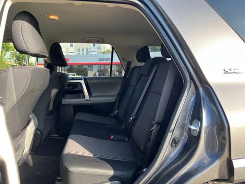 Used 2013 Toyota 4Runner SR5 image 26
