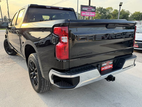 Used 2021 Chevrolet Silverado 1500 LT w/ LPO, Dark Essentials Package image 9