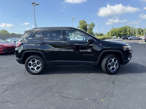 Used 2022 Jeep Compass Trailhawk w/ Trailhawk Convenience Group image 10