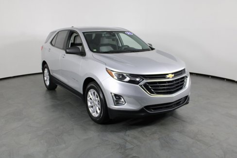 Used 2021 Chevrolet Equinox LS w/ LS Convenience Package image 11