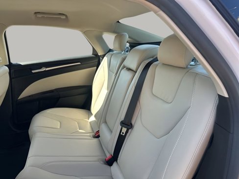 Used 2017 Ford Fusion Titanium image 19