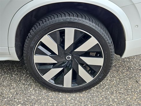 Used 2023 Volvo XC90 T8 Ultimate w/ Protection Package Premier image 8