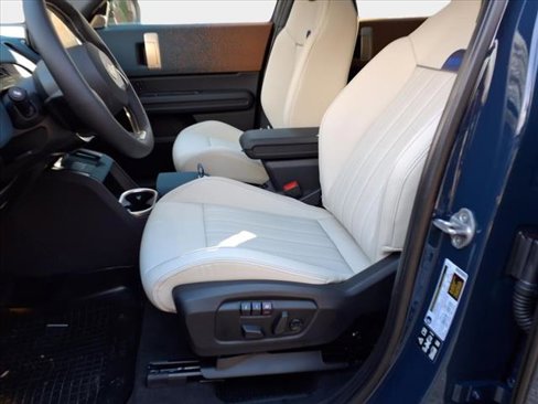 Certified 2025 MINI Cooper Countryman S w/ Comfort Package Max image 13