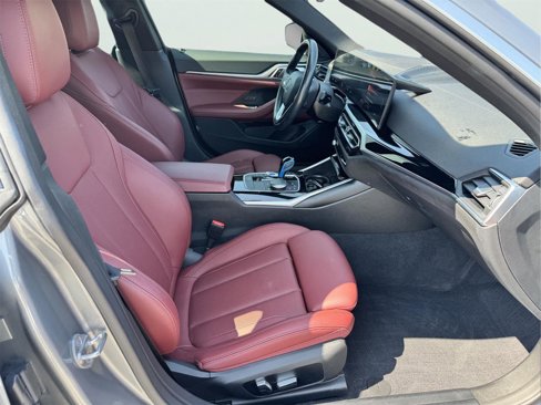 Used 2022 BMW i4 eDrive40 image 17