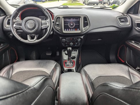 Used 2019 Jeep Compass Trailhawk image 5