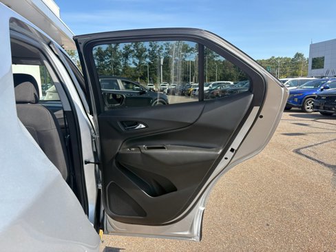 Used 2021 Chevrolet Equinox LT image 36