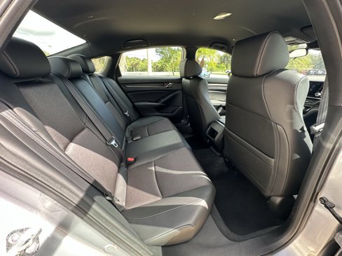 Used 2020 Honda Accord Sport image 28