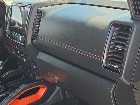 Used 2023 Nissan Frontier Pro-X w/ Pro-X Premium Package image 13