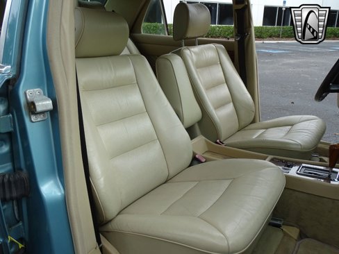 Used 1991 Mercedes-Benz 300 SE image 19