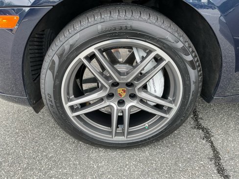 Used 2020 Porsche Macan Turbo image 27
