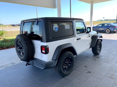 Used 2020 Jeep Wrangler Sport image 5