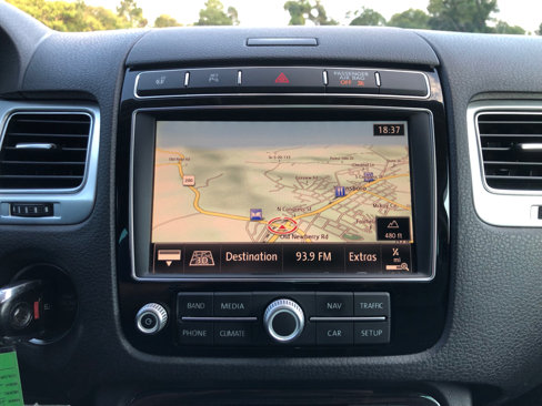 Used 2015 Volkswagen Touareg Executive image 11