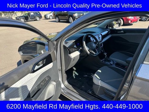 Used 2024 Volkswagen Taos S image 11