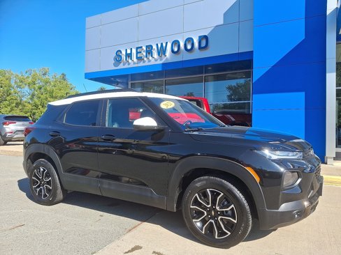 Used 2021 Chevrolet TrailBlazer ACTIV w/ Driver Confidence Package image 1