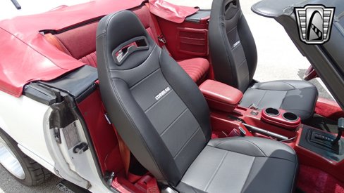 Used 1992 Ford Mustang LX image 27