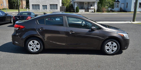 Used 2017 Kia Forte LX image 6