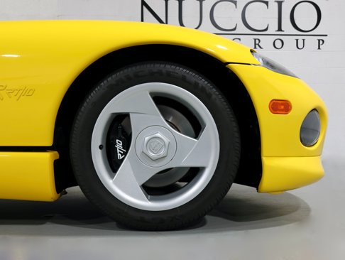 Used 1995 Dodge Viper RT/10 image 25