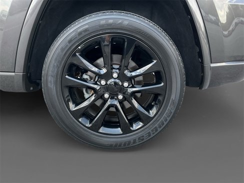 Used 2021 Jeep Grand Cherokee Laredo X image 8