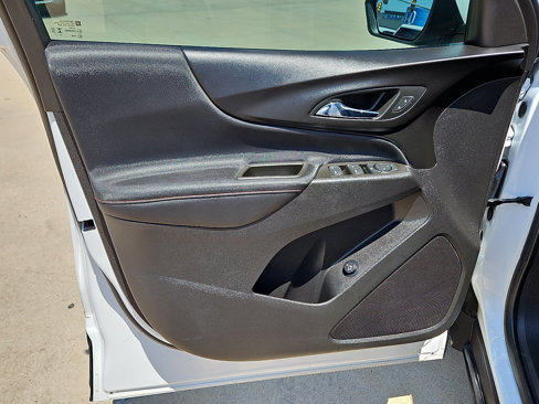 Used 2024 Chevrolet Equinox RS image 13