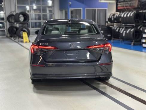 Used 2022 Honda Civic LX image 5
