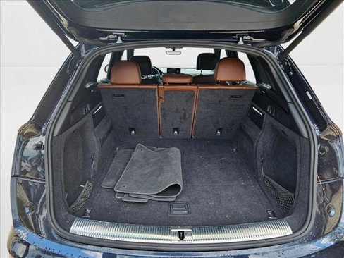 Used 2019 Audi Q5 Prestige w/ Prestige Package image 15