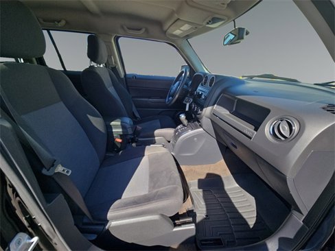 Used 2015 Jeep Patriot Sport w/ Power Value Group image 19