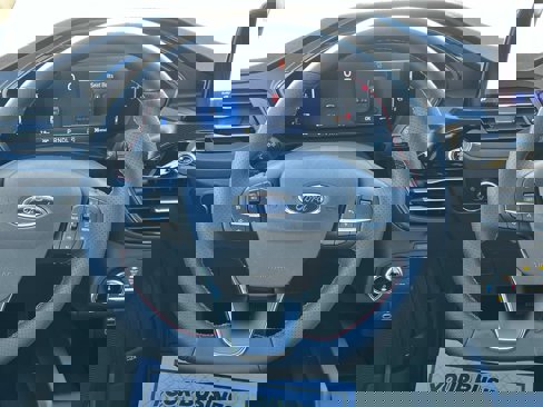New 2025 Ford Escape ST-Line image 16