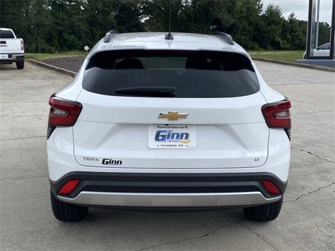New 2025 Chevrolet Trax LT w/ Driver Confidence Package image 4