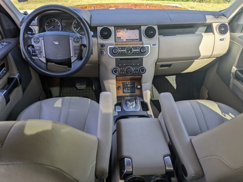 Used 2016 Land Rover LR4 HSE image 23