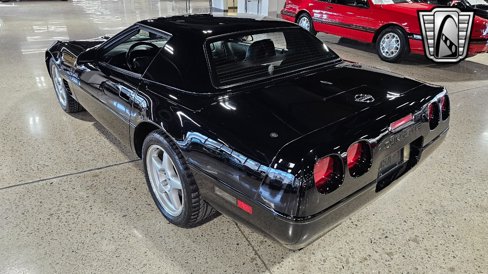 Used 1994 Chevrolet Corvette Convertible image 3