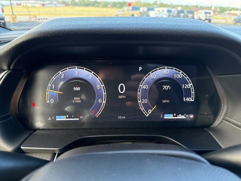 New 2025 Jeep Grand Cherokee Laredo X w/ Luxury Tech Group I image 25