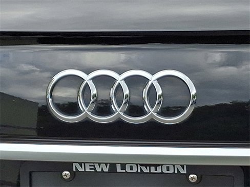 Certified 2023 Audi Q5 2.0T Premium w/ Convenience Package image 29