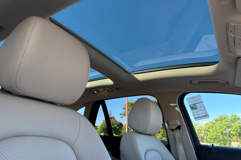 Used 2020 Mercedes-Benz GLC 300 4MATIC image 20