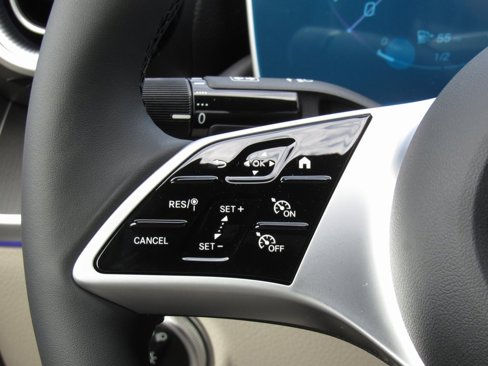 New 2025 Mercedes-Benz C 300 4MATIC Sedan image 27