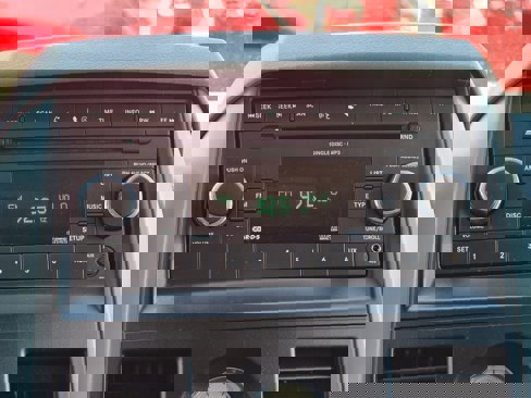 Used 2008 Chrysler Town & Country Touring image 12