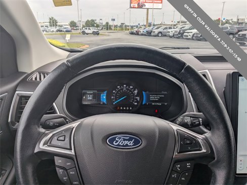 Used 2022 Ford Edge Titanium image 29