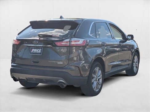 Used 2019 Ford Edge Titanium w/ Equipment Group 301A image 5