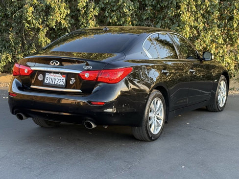 Used 2017 INFINITI Q50 2.0t w/ Moonroof Package image 8