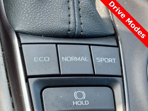 Used 2023 Toyota Camry SE image 13