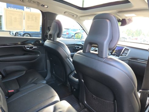 Used 2018 Volvo XC90 T5 Momentum w/ Convenience Package image 8