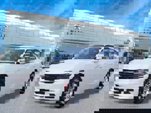 Used 2022 Dodge Charger SXT image 1