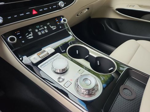 New 2026 Genesis GV70 2.5T image 10