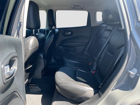 Used 2019 Jeep Compass Limited image 24