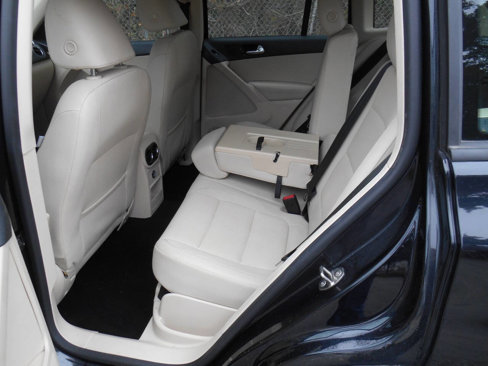 Used 2016 Volkswagen Tiguan S image 10